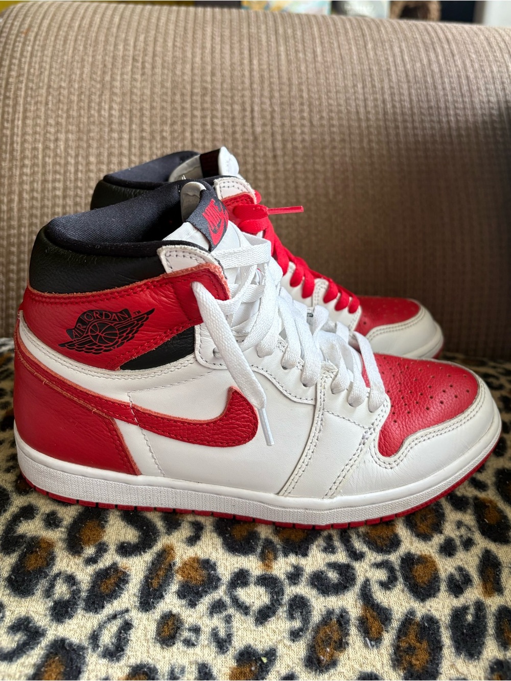 Air Jordan 1 Retro High OG Heritage Red White 555088-161 Size 7 Men's
